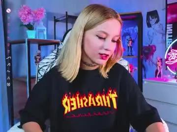 esmabraddy on Chaturbate
