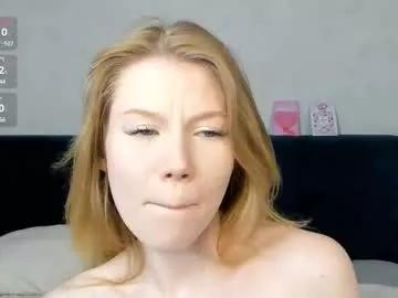 esme_runn on Chaturbate 