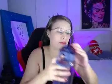 esmeralda098 on Chaturbate 