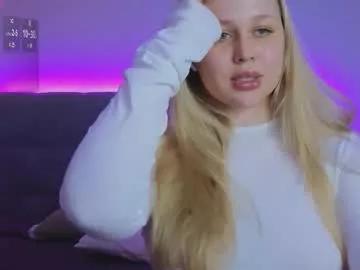 estella_elwood on Chaturbate 