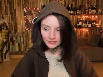 esterhernandes on Chaturbate 