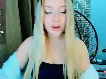 evacadooo — Hello there    #bigboobs #british #daddy #curvy #blonde [2 tokens remaining]