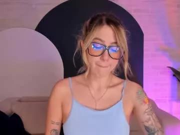 evebenson on Chaturbate 