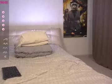 evelina_fox on Chaturbate 