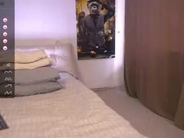 evelina_fox on Chaturbate 