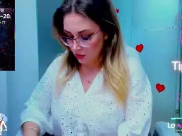 evelyne_rose on Chaturbate 