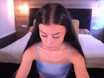 fatalenellie on Chaturbate 