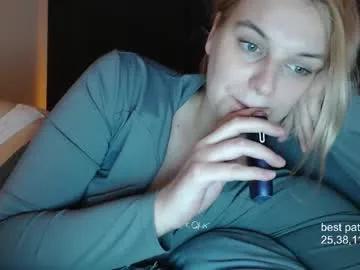 foxfrromearth — make me cum/premium prvt open  #smalltits #squirt #lovense #nonude #british