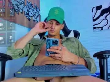 friendsofeverything_ on Chaturbate