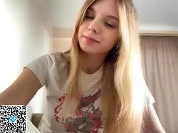 georgietiogangco — ClassicTicket: Show in progress.  Osci orgasm inside my pussy... With high heels on and some oil! Tip 350 tokens to get your ticket.  Type /cmds to see all commands.
