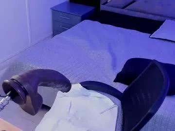 giiabloom on Chaturbate 