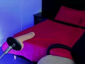 giiabloom on Chaturbate 