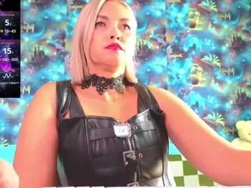 goddess_isabella11 on Chaturbate 