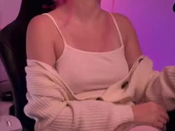 h2h0e on Chaturbate 