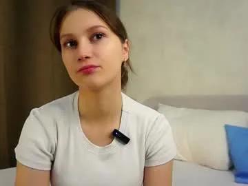 hanneloregurwell on Chaturbate