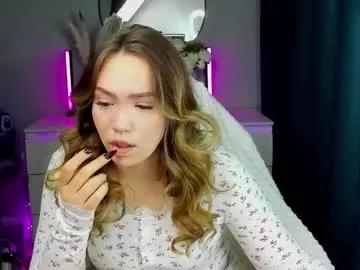 hottease_pvt on Chaturbate