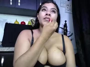 iniyalaboni on Chaturbate 