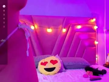 innocenthazel on Chaturbate 