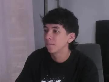 isaac_cryston on Chaturbate 