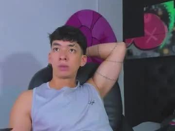 isaac_cryston on Chaturbate 