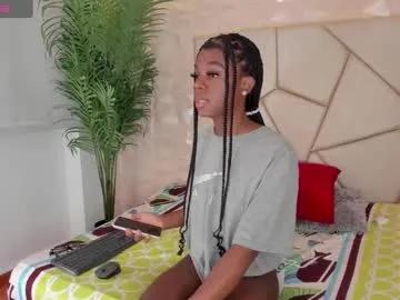 isisbrown_ on Chaturbate 