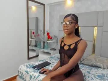 isisbrown_ on Chaturbate 