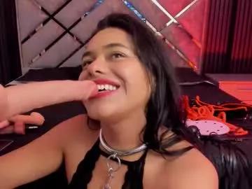 issafoxx on Chaturbate 