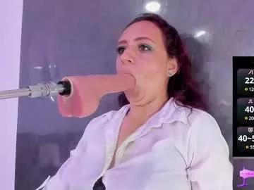 issys_milf on Chaturbate 