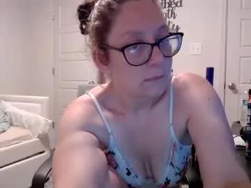 izzynoela on Chaturbate 
