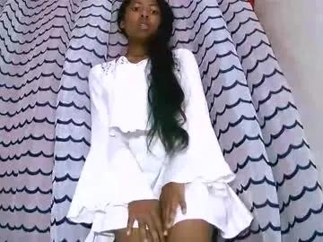 joliekah27 on Chaturbate
