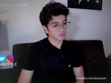 juancamroom on Chaturbate