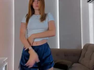 juliaflow — GOAL:(eye contact )hello everyone, this is my first day, my name is Julia, glad to see you all [22 tokens remaining]