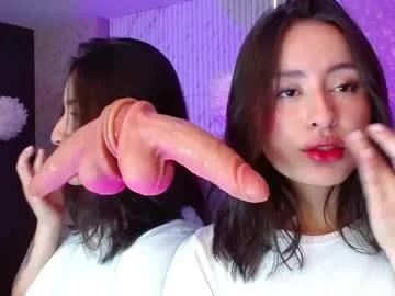 juniper_hill on Chaturbate