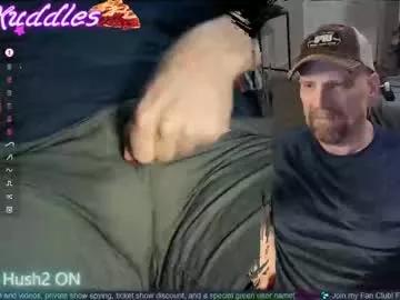 kenkuddles on Chaturbate 