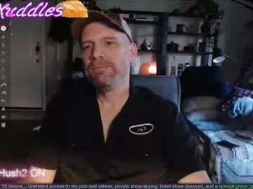 kenkuddles on Chaturbate 