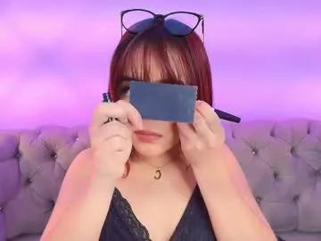 khloejohnson on Chaturbate
