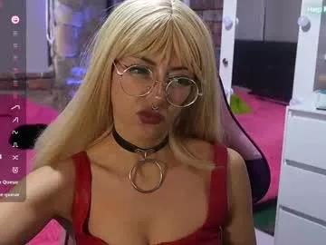 kikilepetite on Chaturbate 