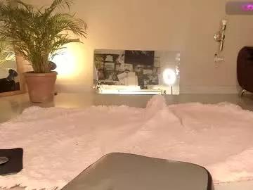 kinkyelise on Chaturbate 