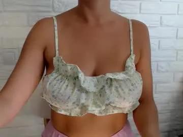kiranightlyxo on Chaturbate