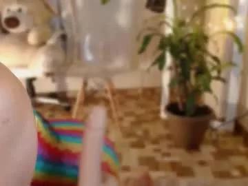 l_e_a on Chaturbate 