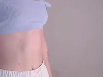 l_i_l_l_y_ on Chaturbate 