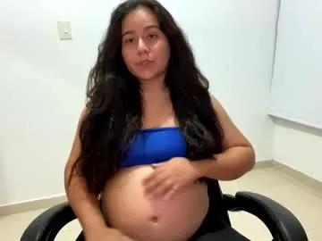 laura_d23 — milk show  Lactating   #milk #anal #squirt #pregnant #bbw [410 tokens left]