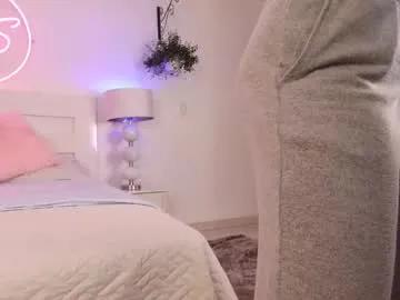 laurensaenz on Chaturbate