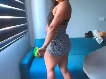lauri_fit — Lovense Lush on #lovense #naturalbody #latina #fitness #muscle