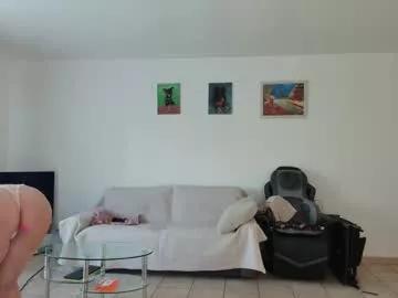 lelena1319 on Chaturbate 