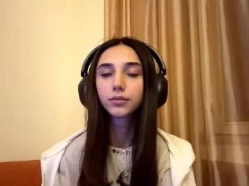 lilihalvorsen — Goal Tease with my clothes Hi, my name is Lina, I'm 18yo and #new #shy #18 #skinny #smalltits [0 tokens remaining]