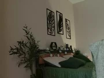 little_pearl_ on Chaturbate 