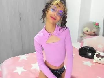 littlemoon18 on Chaturbate 