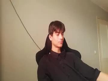 lucasv1be on Chaturbate