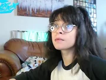 luxxxthefox on Chaturbate 